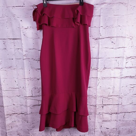 cinq a sept Dresses & Skirts - Cinq à Sept Ezana Strapless Tiered Ruffle Midi Dress Size 12 Pink Party